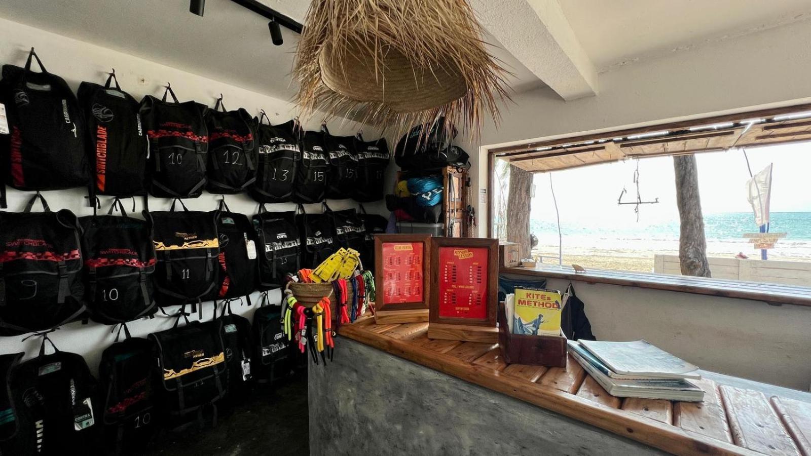 B4 Beach Club Paje Bagian luar foto