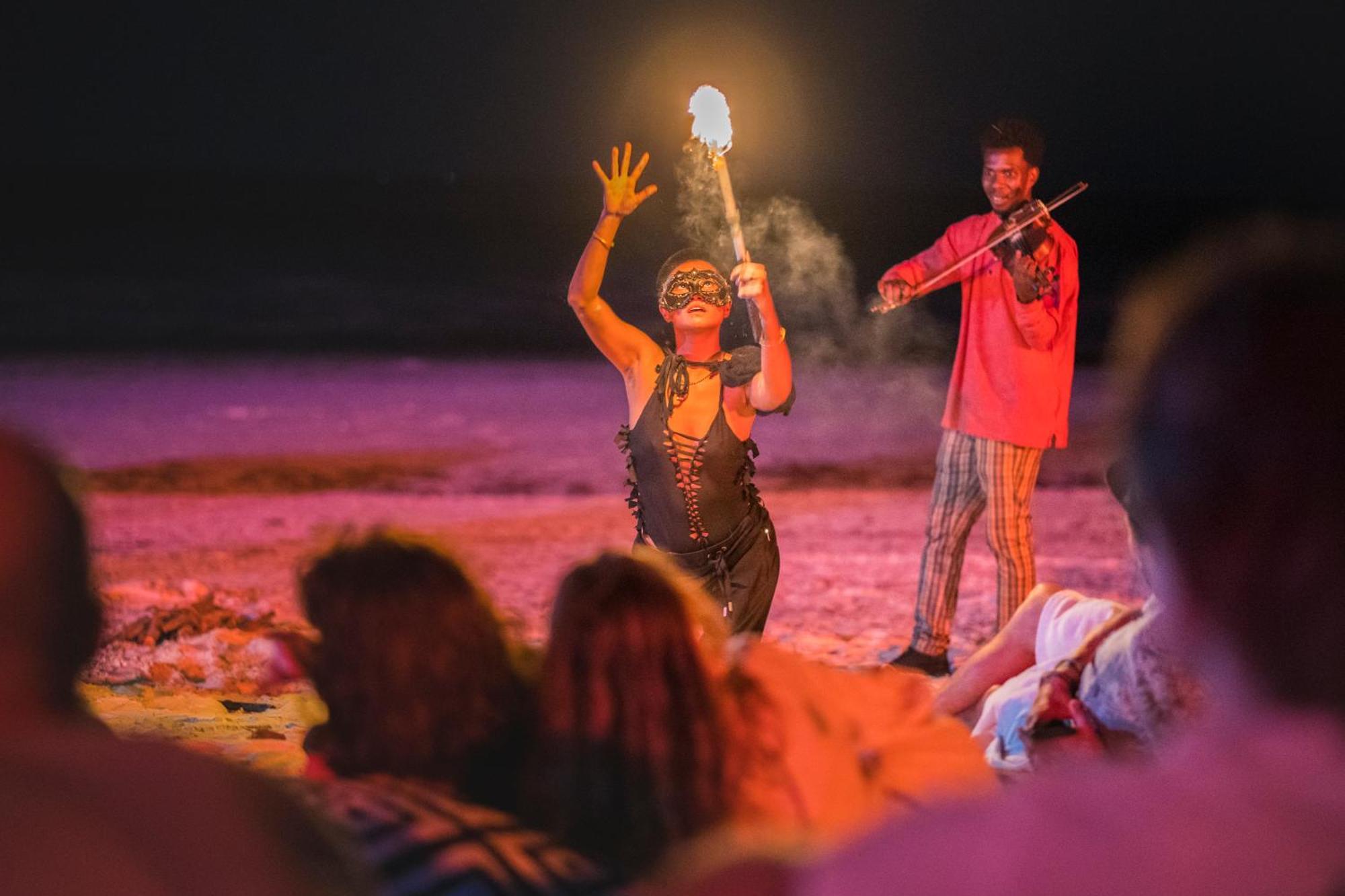 B4 Beach Club Paje Bagian luar foto